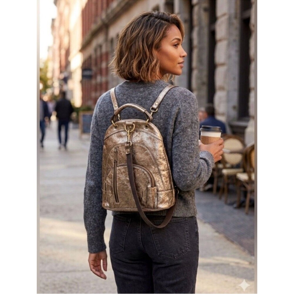 Patricia Nash Alencon backpack in a gold metallic finish Metallic Purse EUC RARE